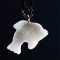 Pendentif dauphin Jade blanc